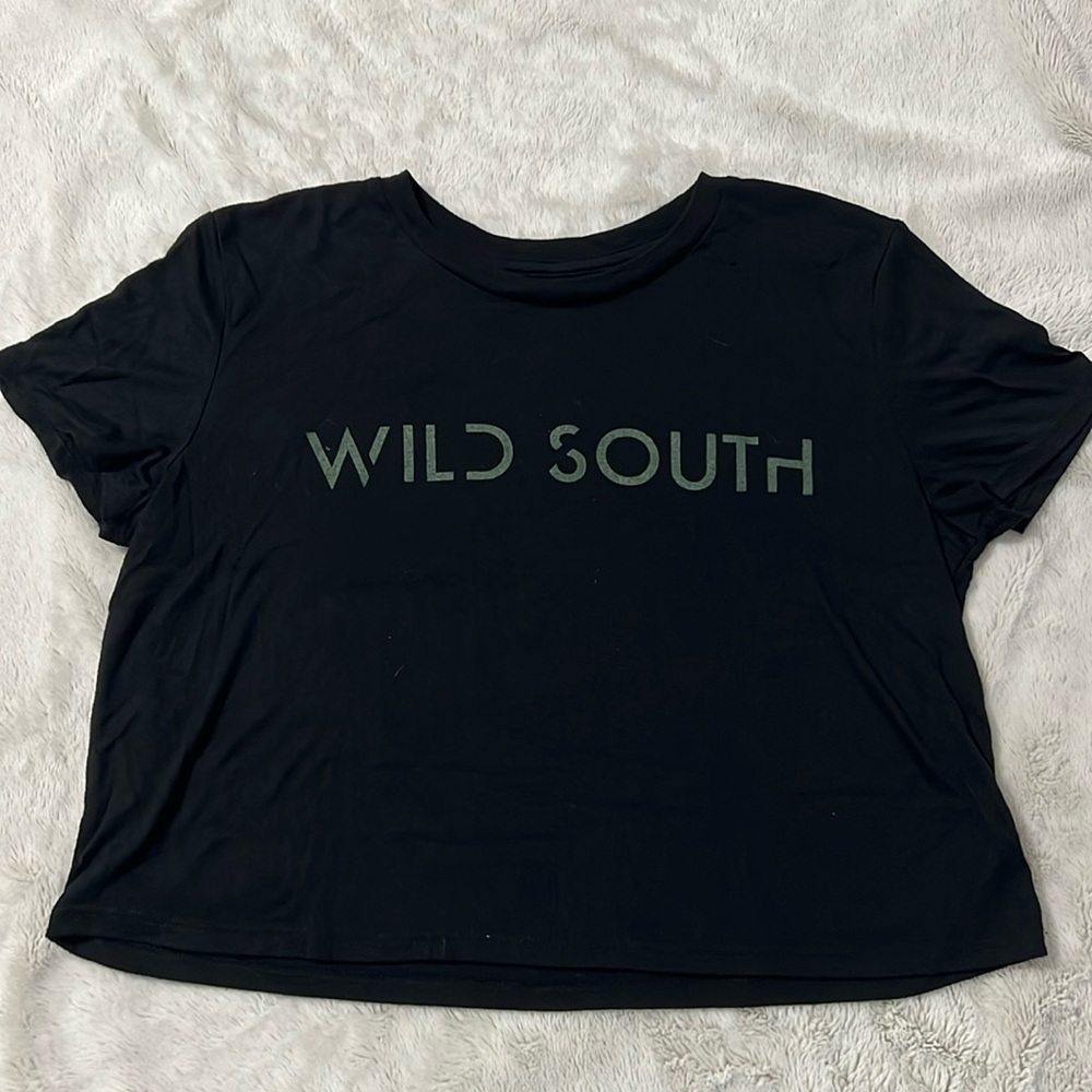 Wild South - crop t-shirt size medium